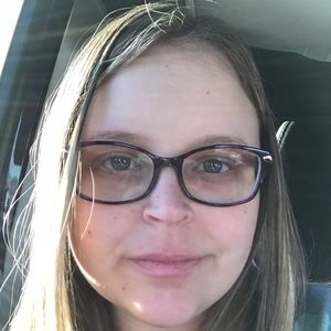 Meet your Posher, Kelley